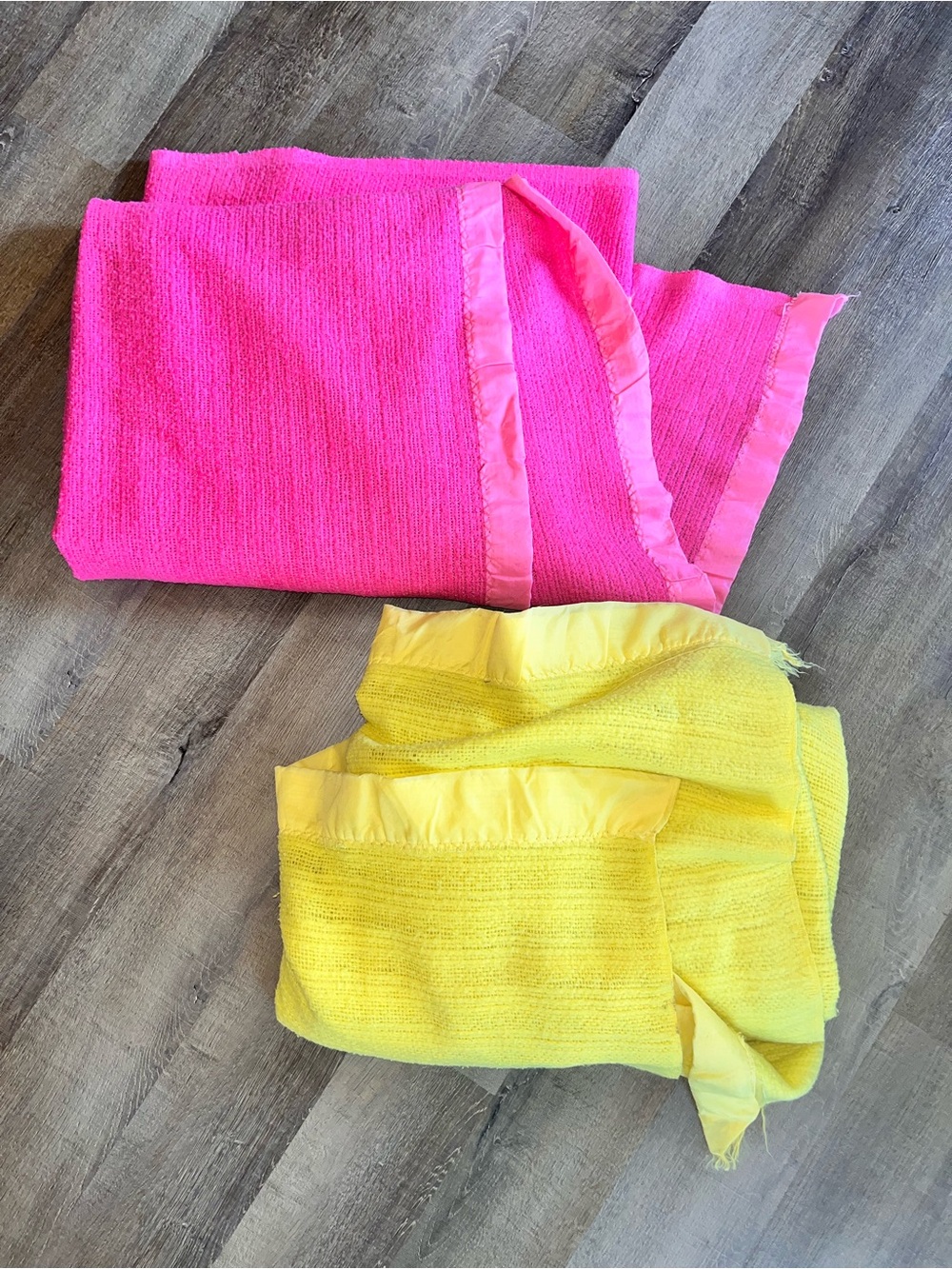 Vintage thermal blankets pink yellow satin trim #nursery #80s/90s